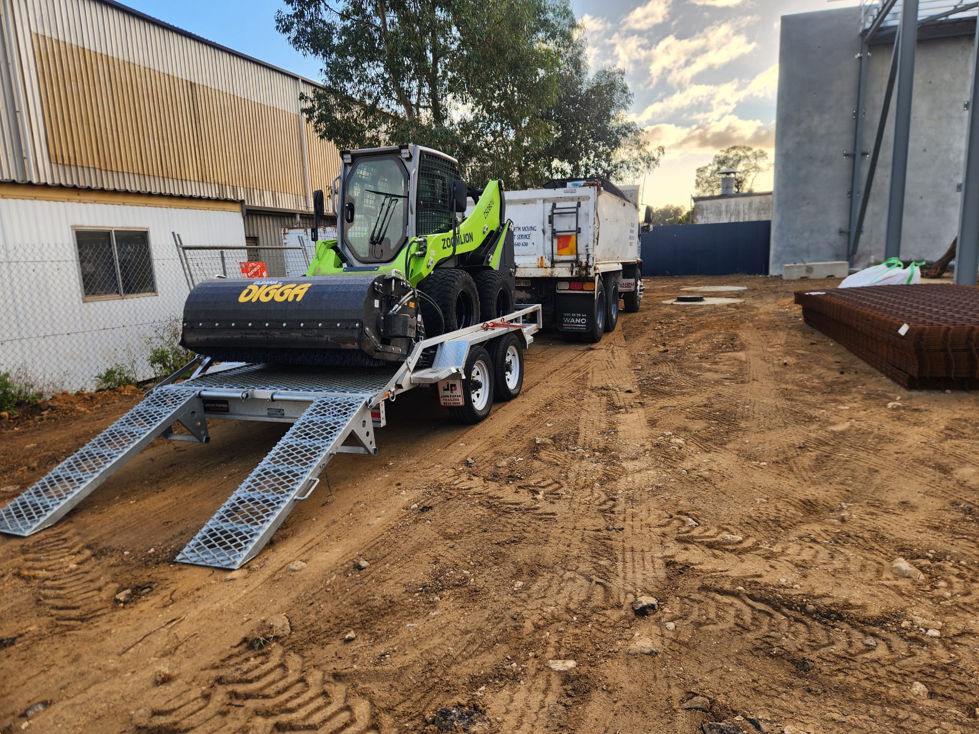 Lowes Earth Moving (11)